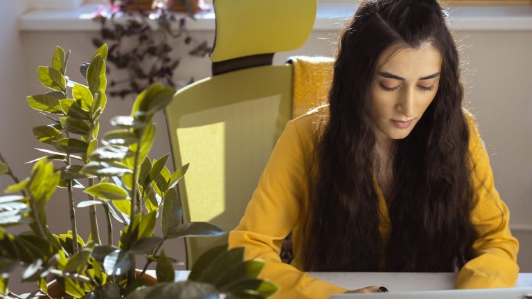 Travailler en Corse si on n’est pas Corse : conseils pour réussir sa saison