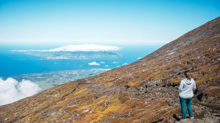 Ténérife ou Lanzarote : quelle île des Canaries choisir pour un séjour ?